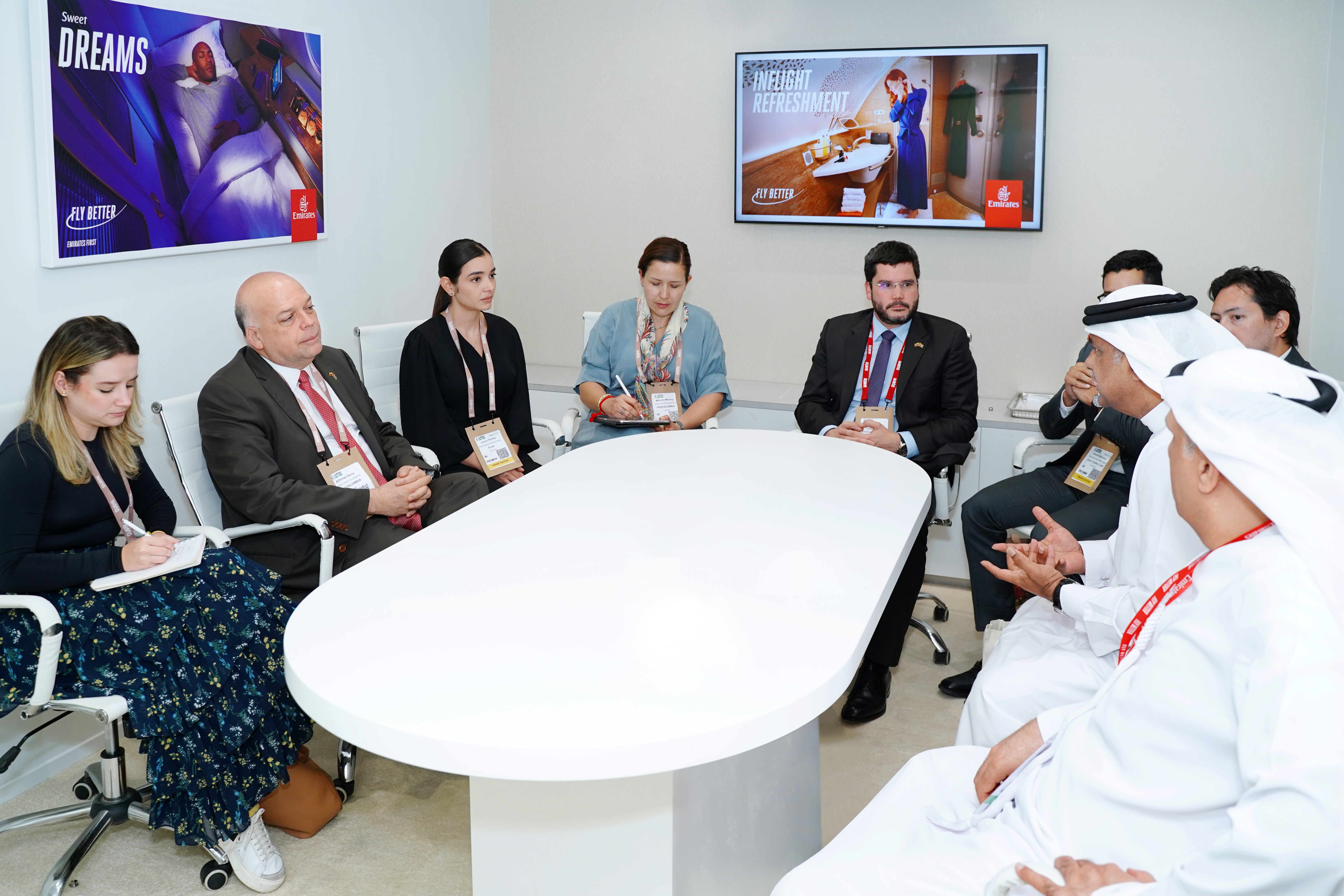 Delegación colombiana impulsa oportunidades para el turismo y los negocios en el Arabian Travel Market 2024 en Dubái 