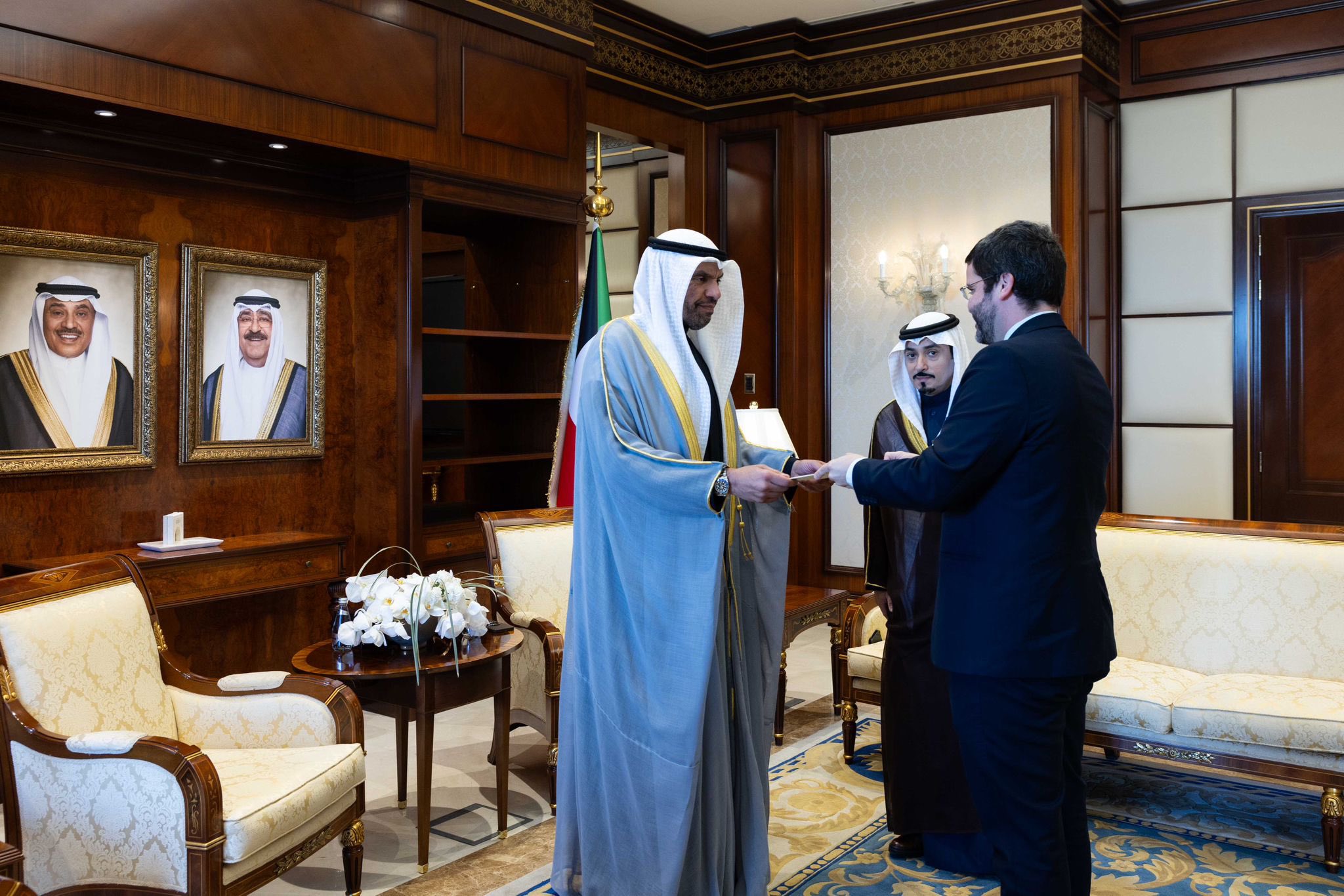 Embajador de Colombia en Emiratos Árabes Unidos presentó cartas credenciales ante el Ministro de Relaciones Exteriores del Estado de Kuwait