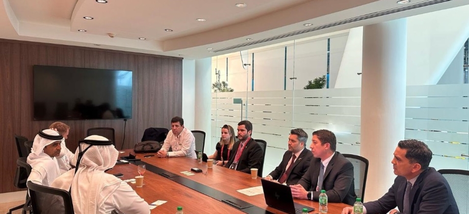 Colombia logra la admisibilidad sanitaria del pollo colombiano en el mercado de Emiratos Árabes Unidos