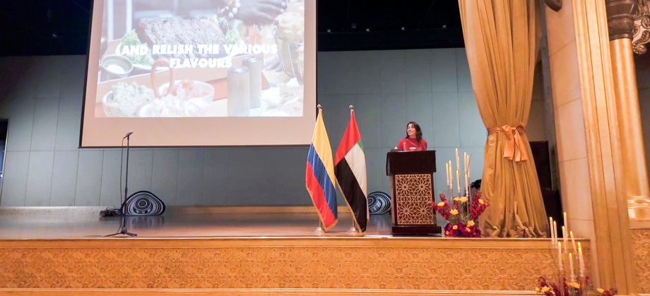 Por primera vez desde su apertura, Embajada de Colombia en Abu Dhabi conmemora las fiestas patrias