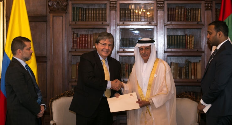 Canciller Carlos Holmes Trujillo ratificó interés de seguir fortaleciendo relaciones bilaterales con el nuevo Embajador de Emiratos Árabes Unidos 